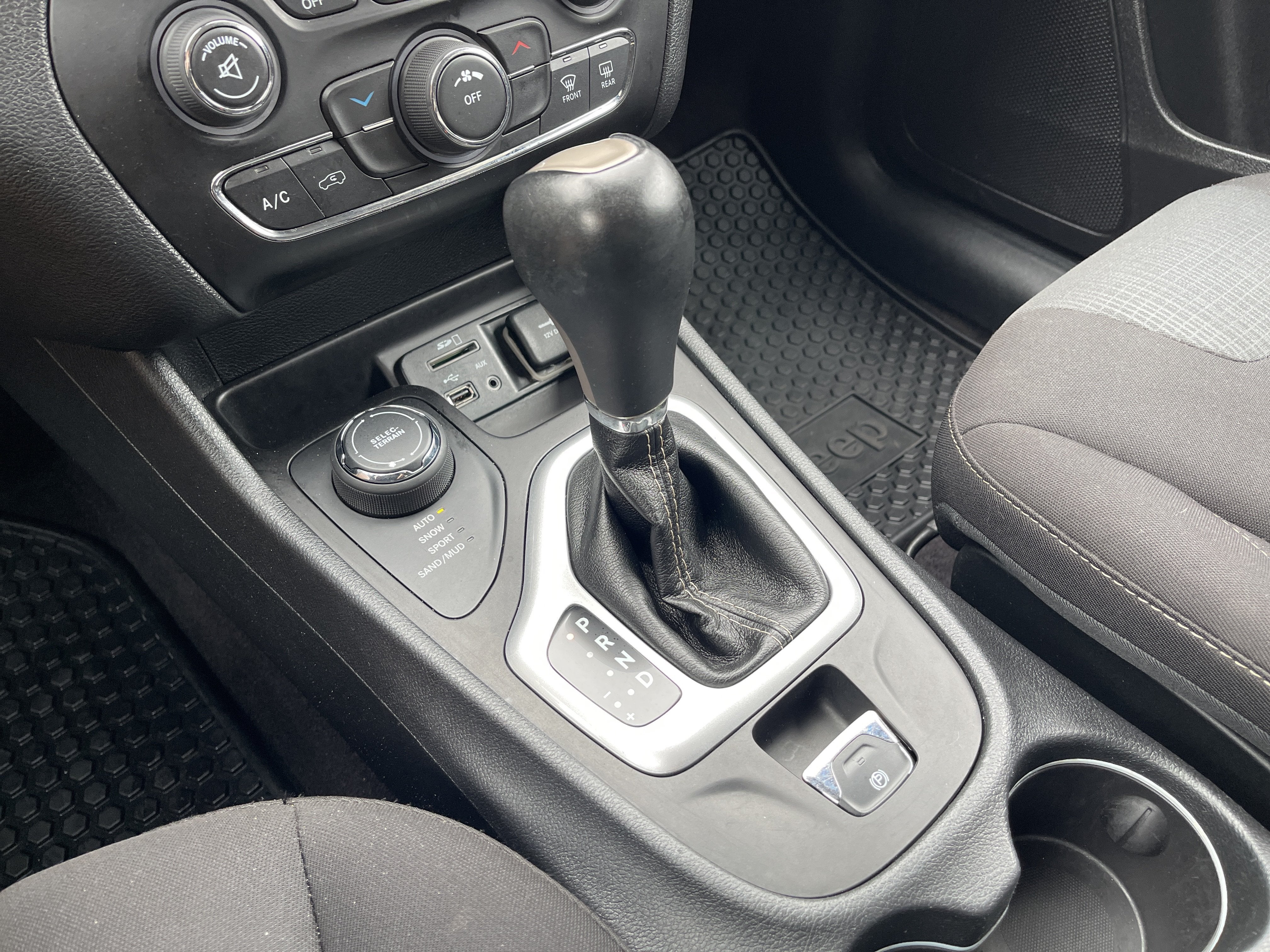 2017 Jeep Cherokee Latitude