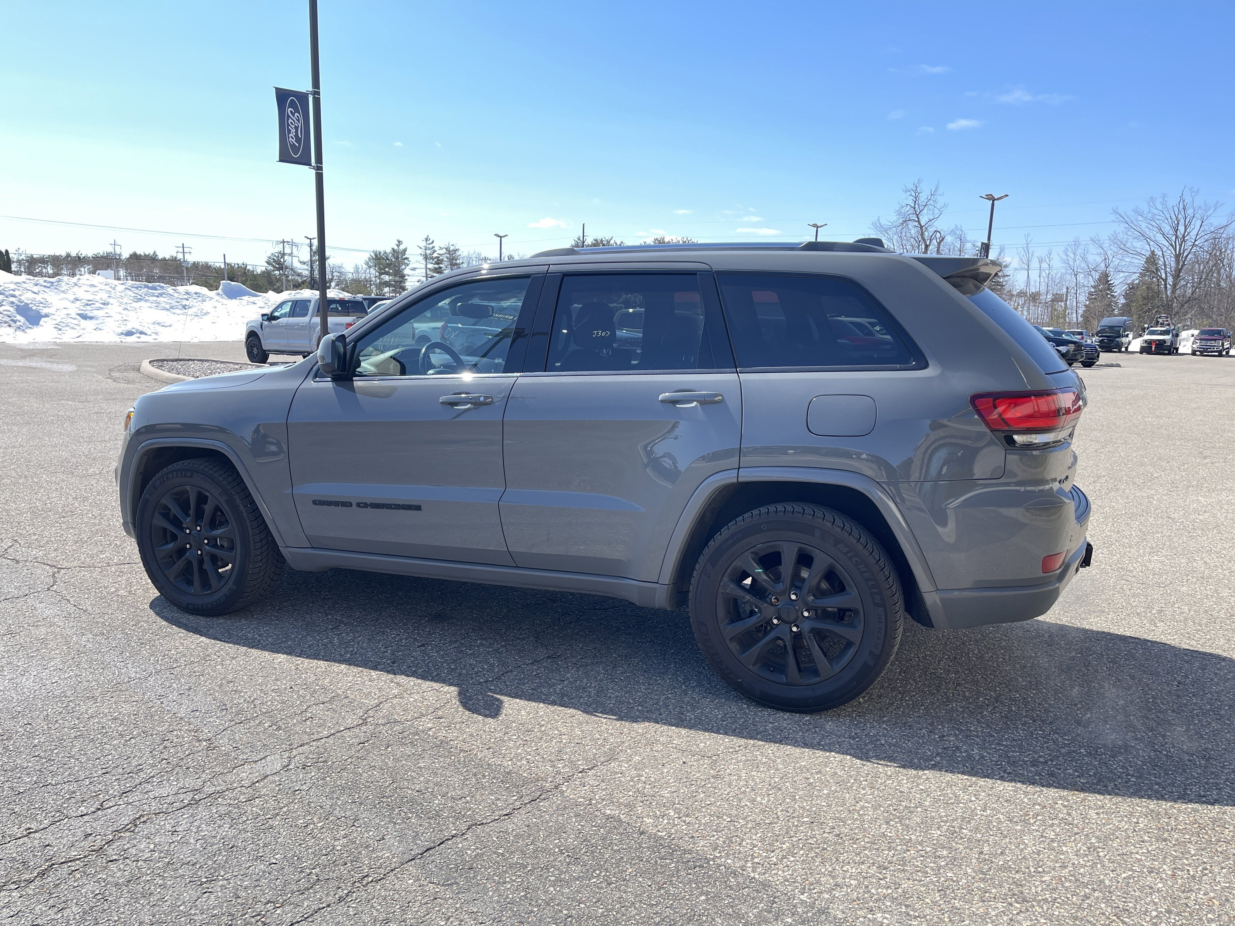2020 Jeep Grand Cherokee Altitude