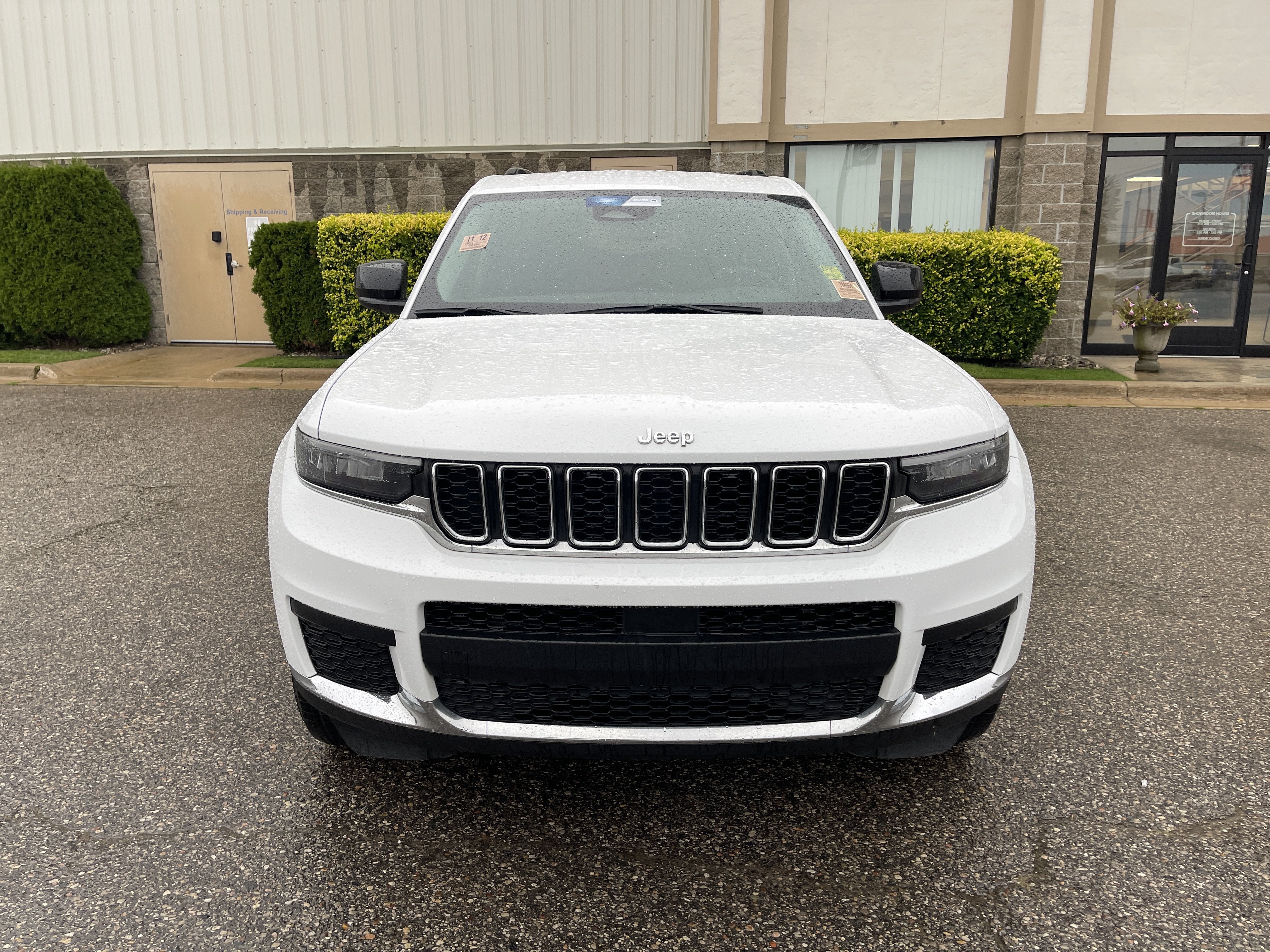 2023 Jeep Grand Cherokee L Laredo