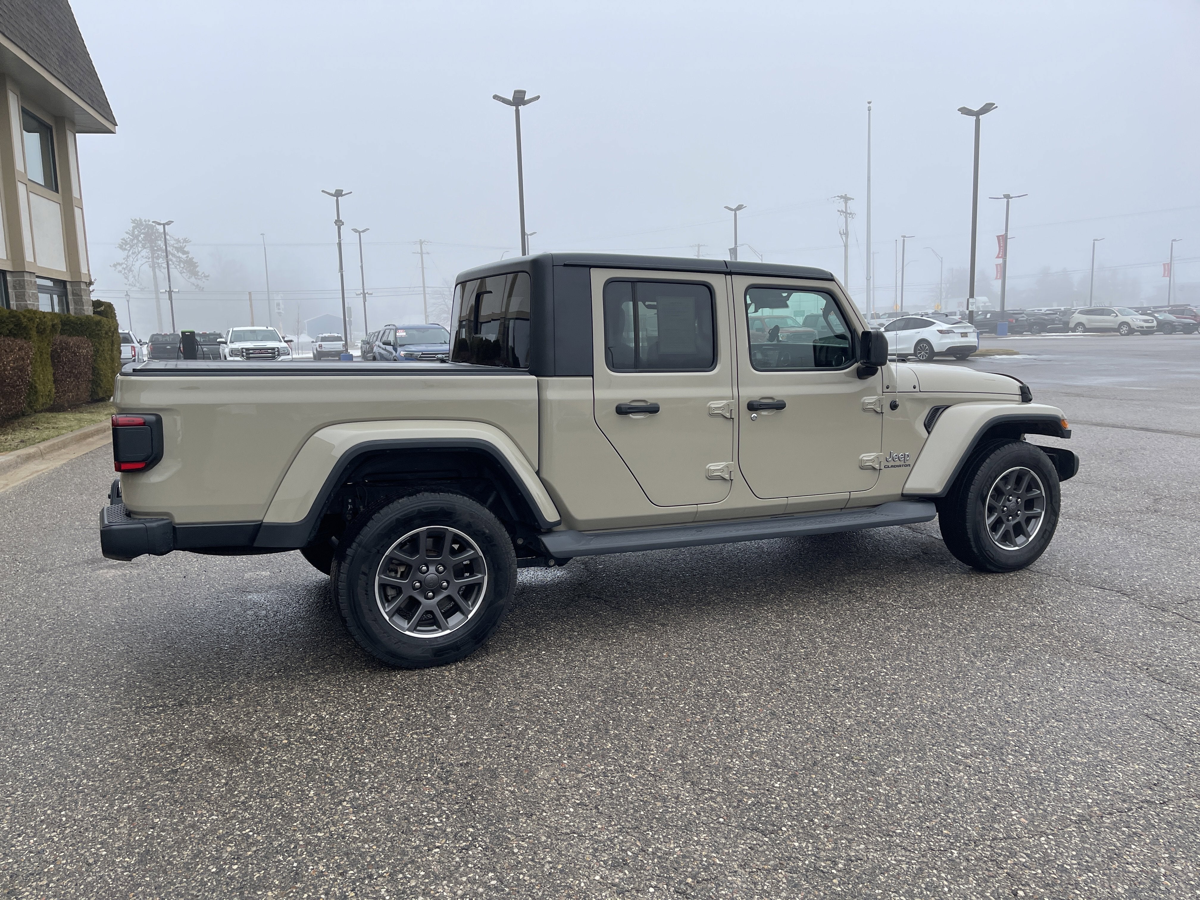 2020 Jeep Gladiator Overland