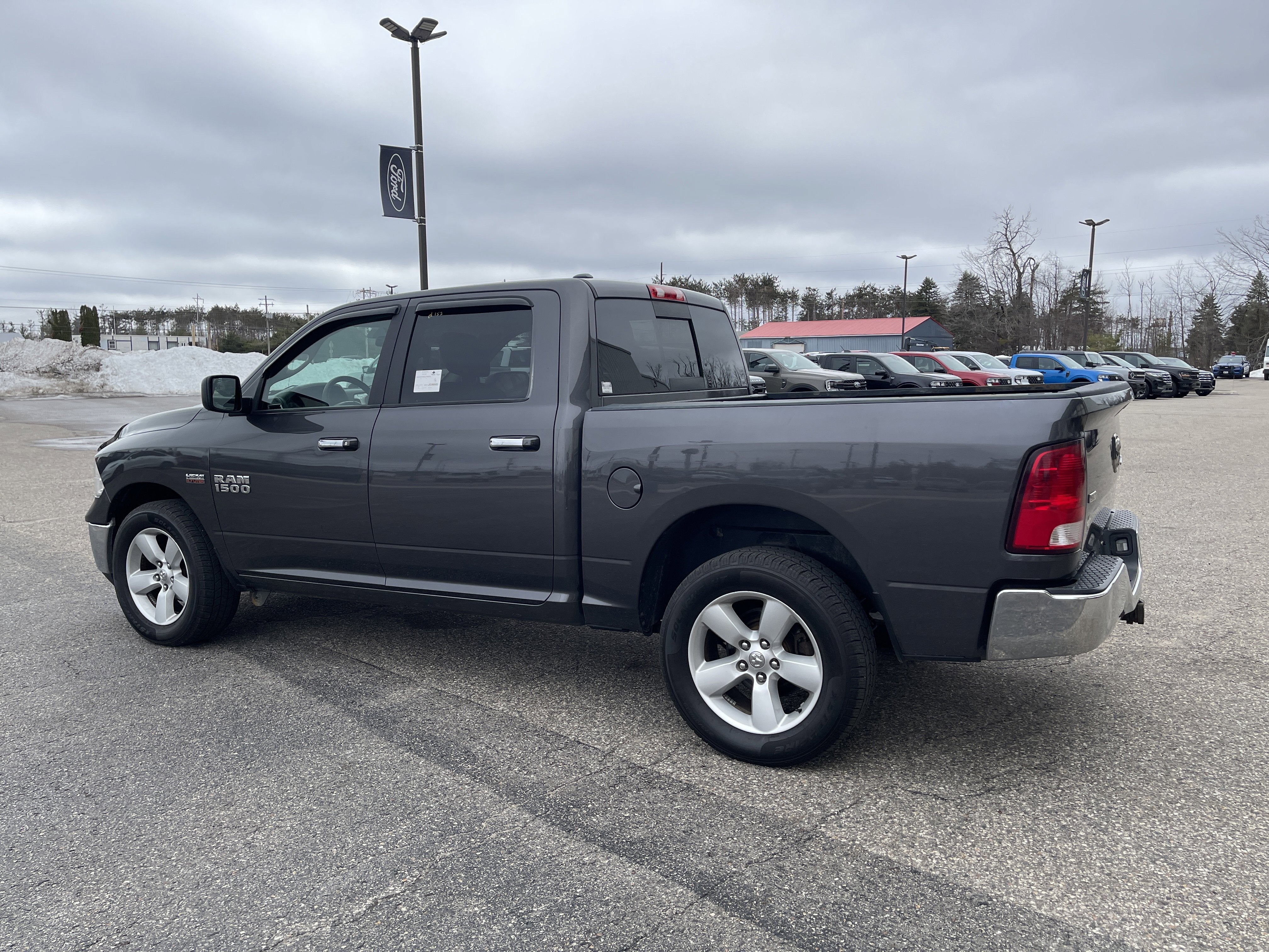 2018 RAM 1500 SLT