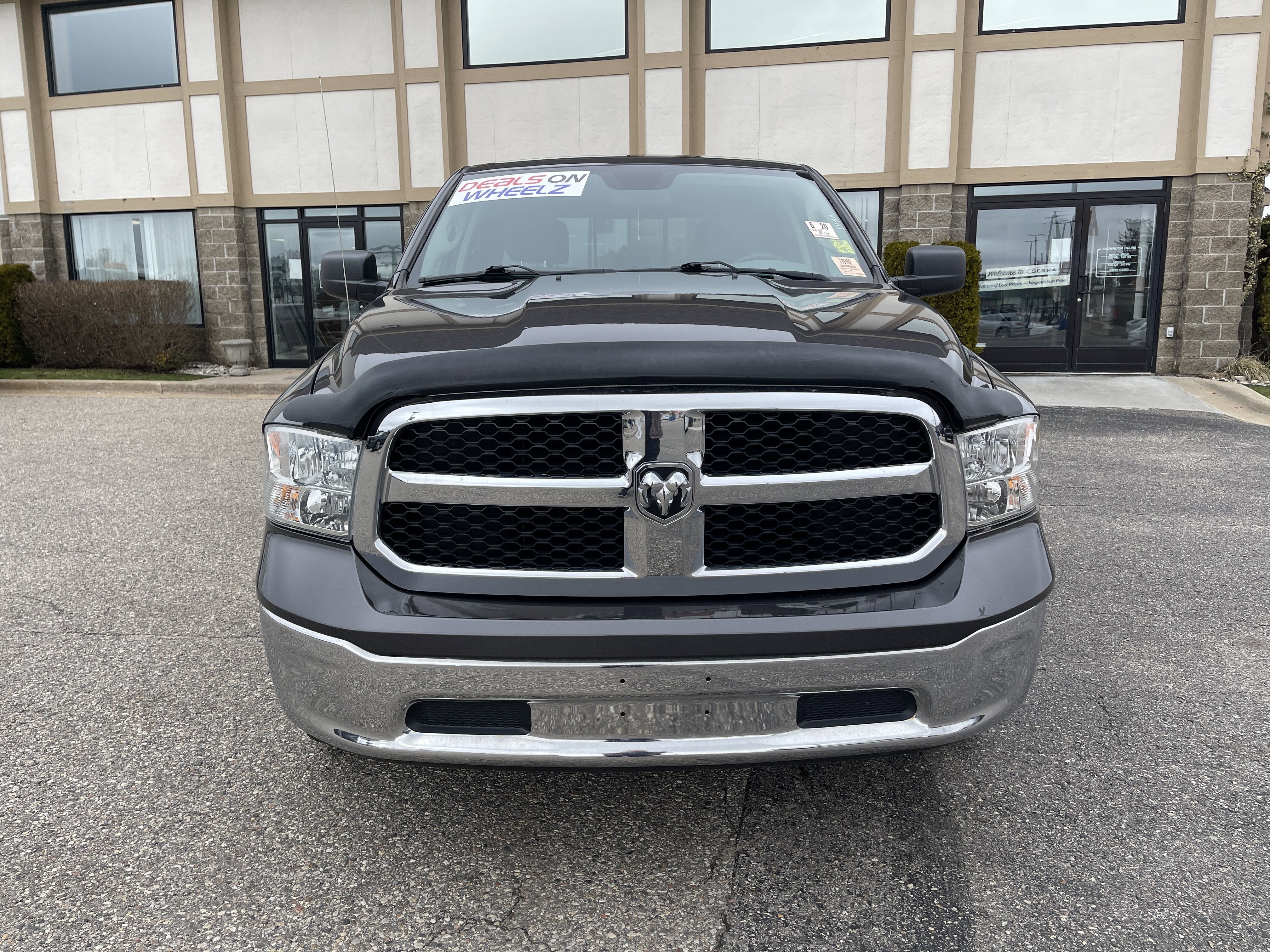 2018 RAM 1500 SLT