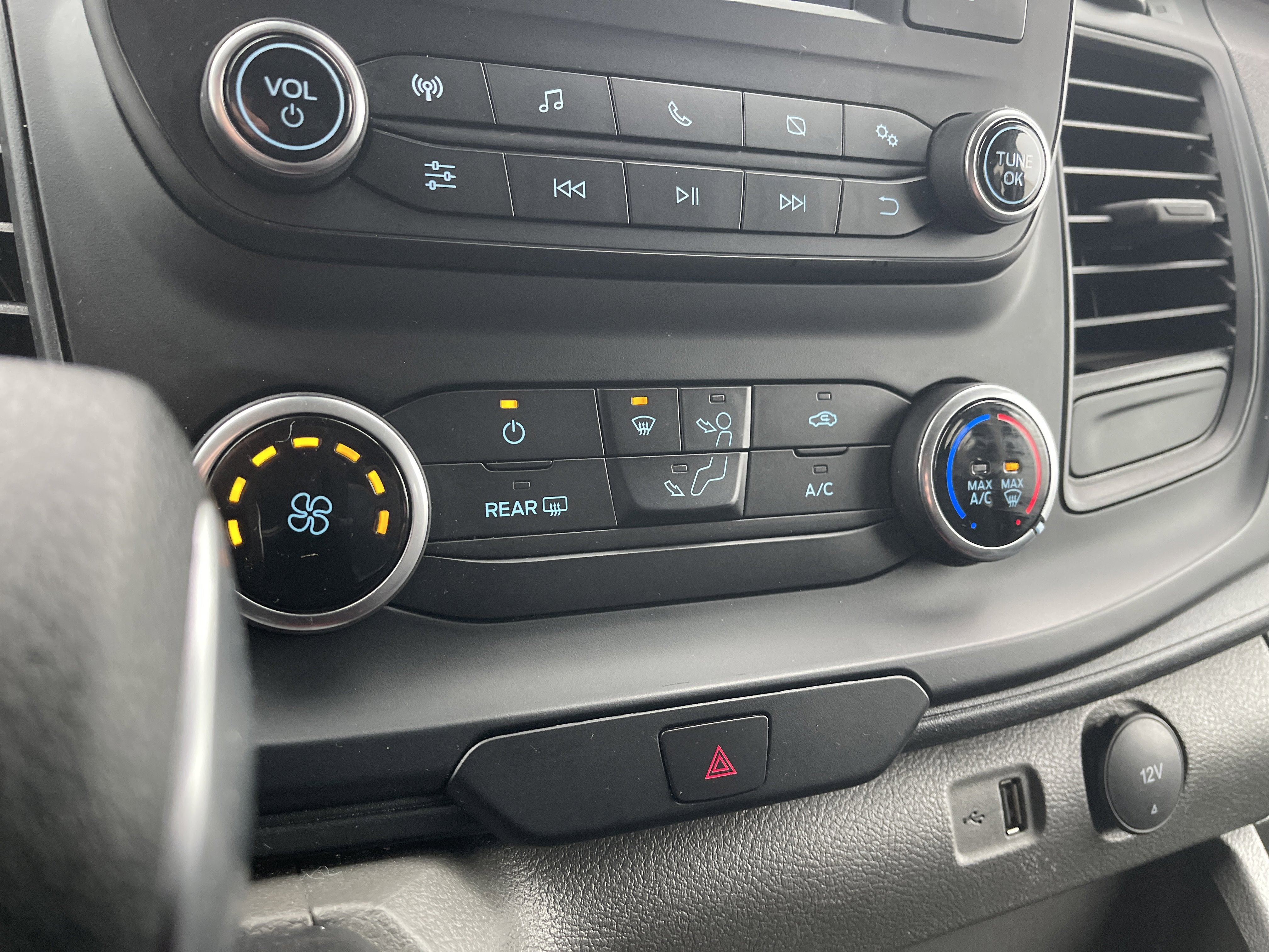 2023 Ford Transit Cargo Van Base