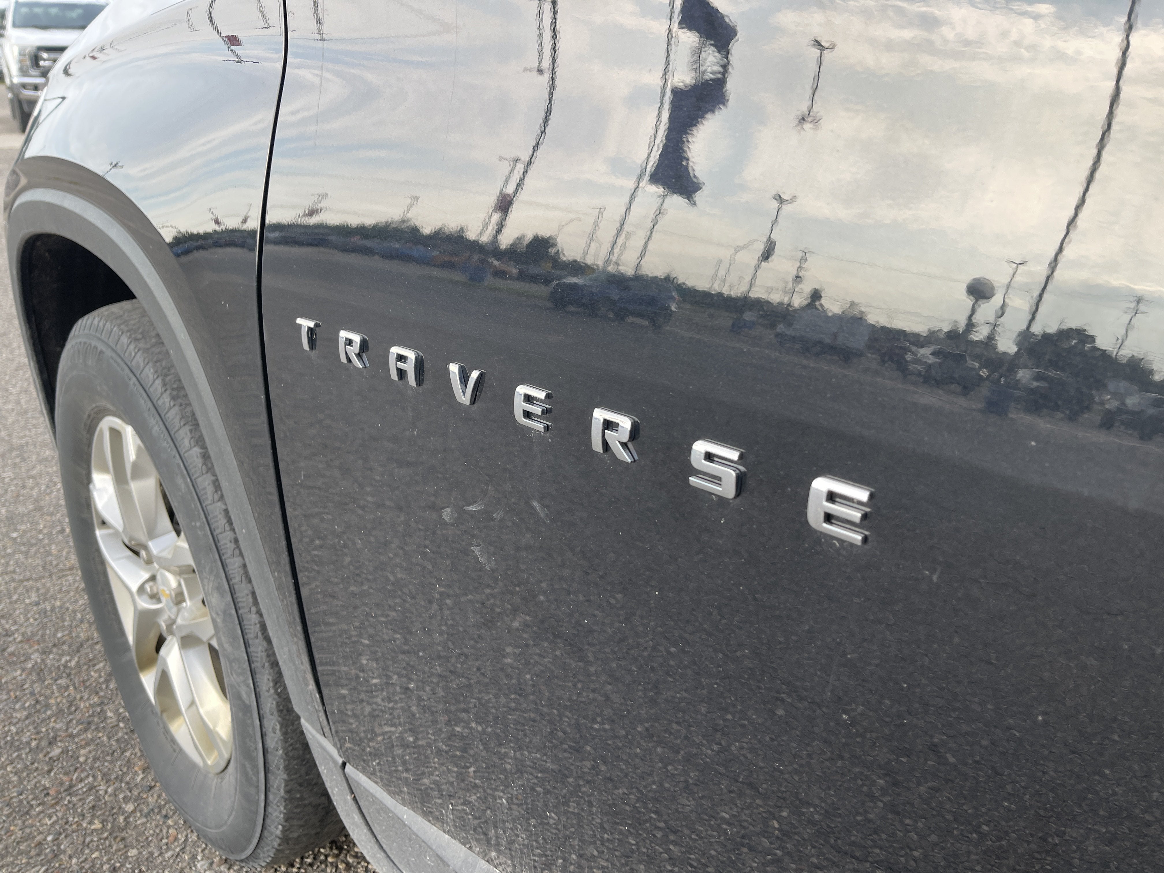 2021 Chevrolet Traverse LT Cloth