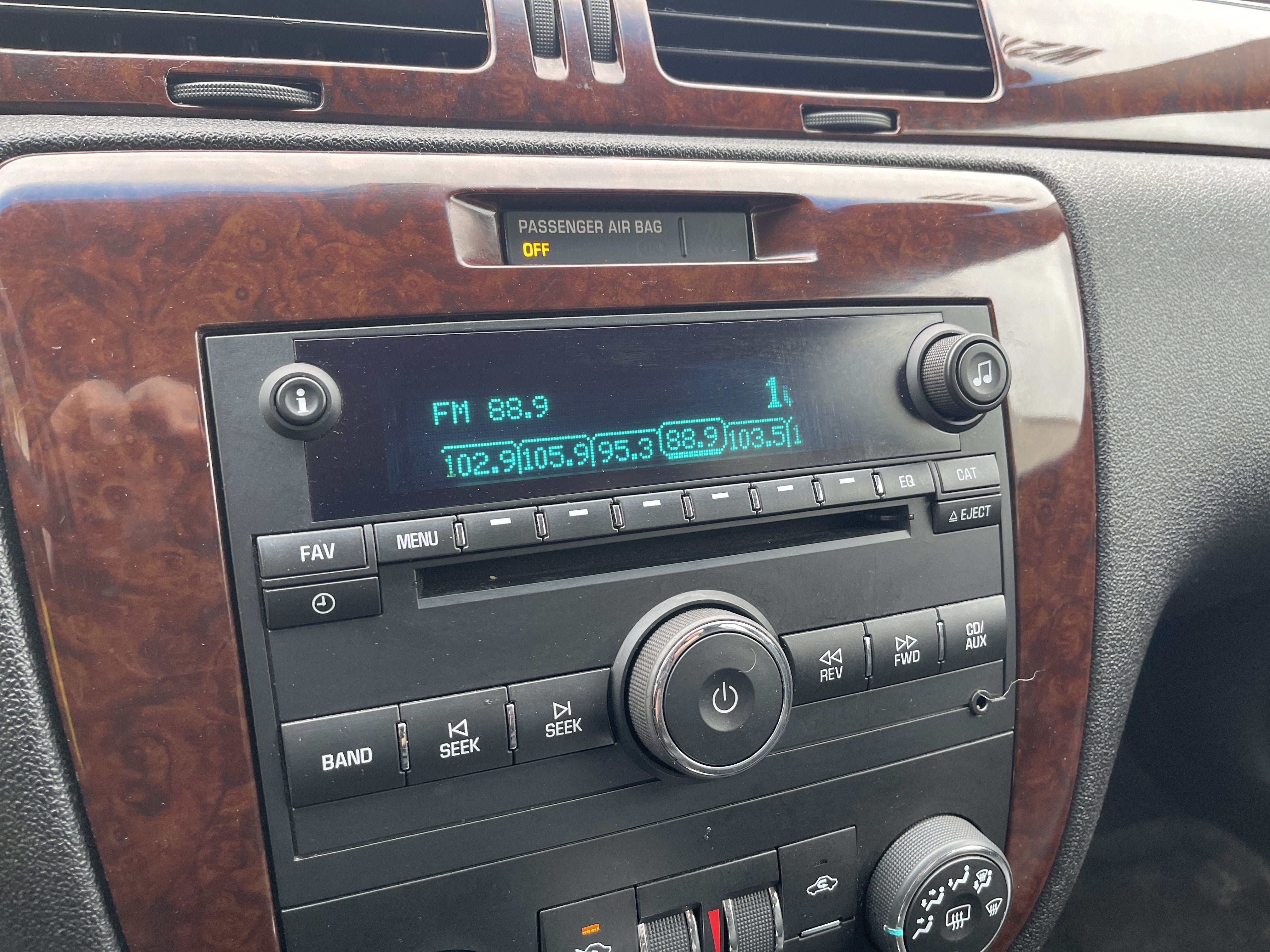 2011 Chevrolet Impala LT Retail