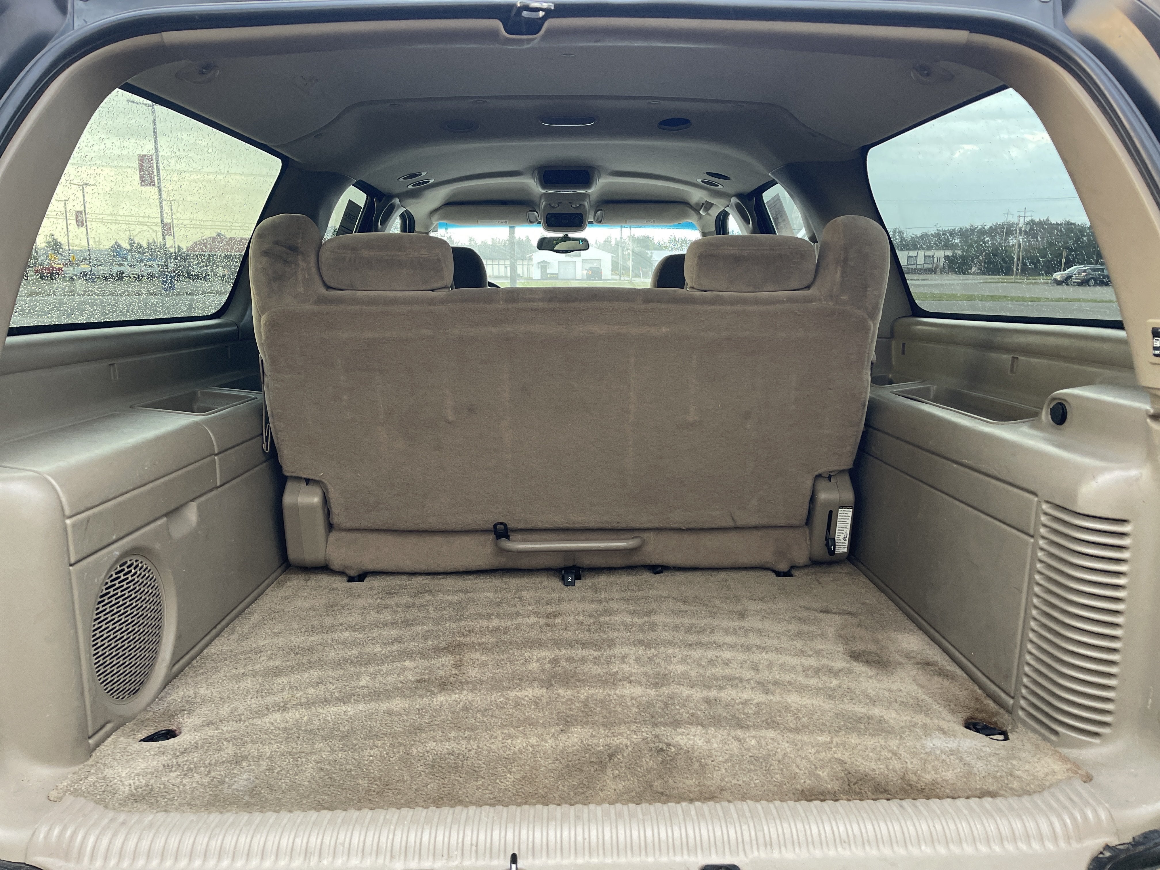 2001 Chevrolet Suburban LS
