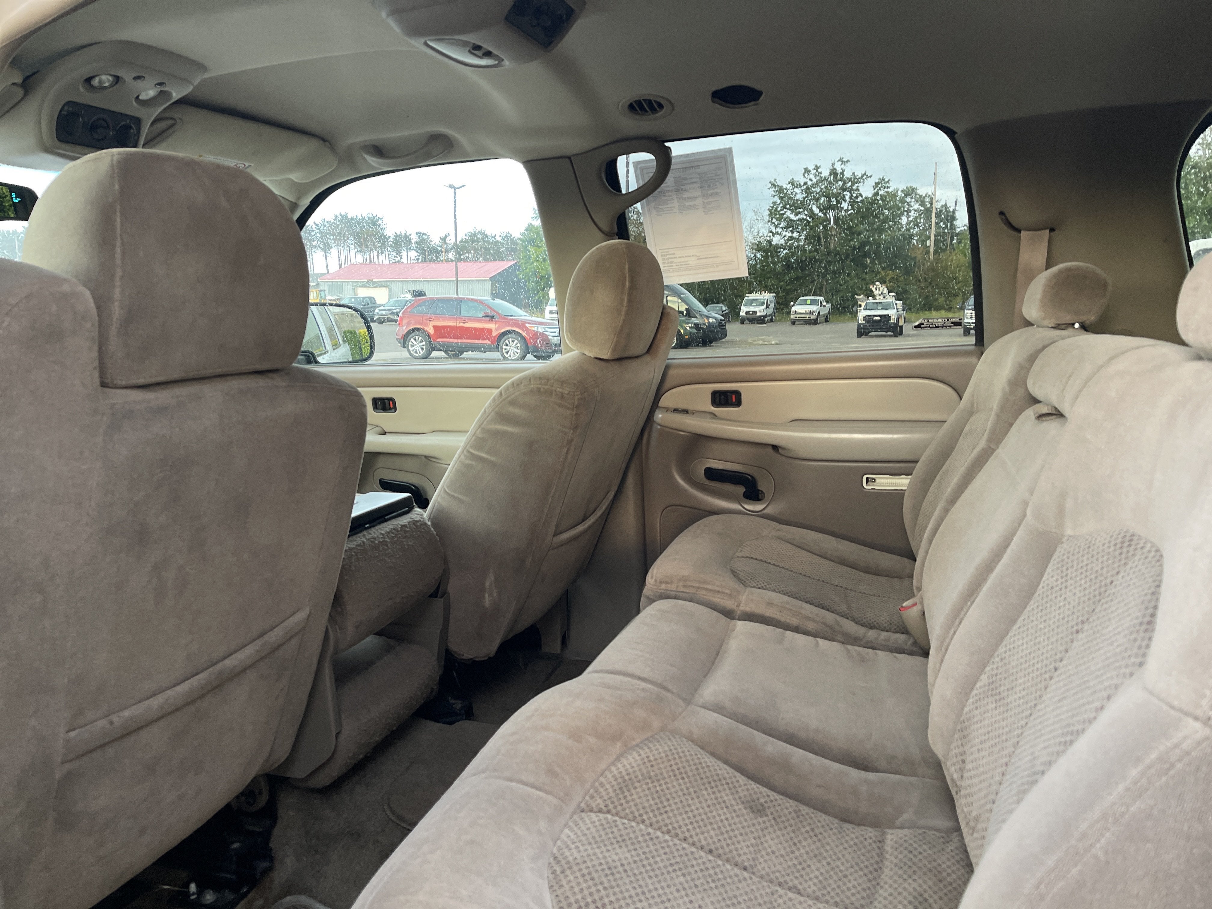 2001 Chevrolet Suburban LS