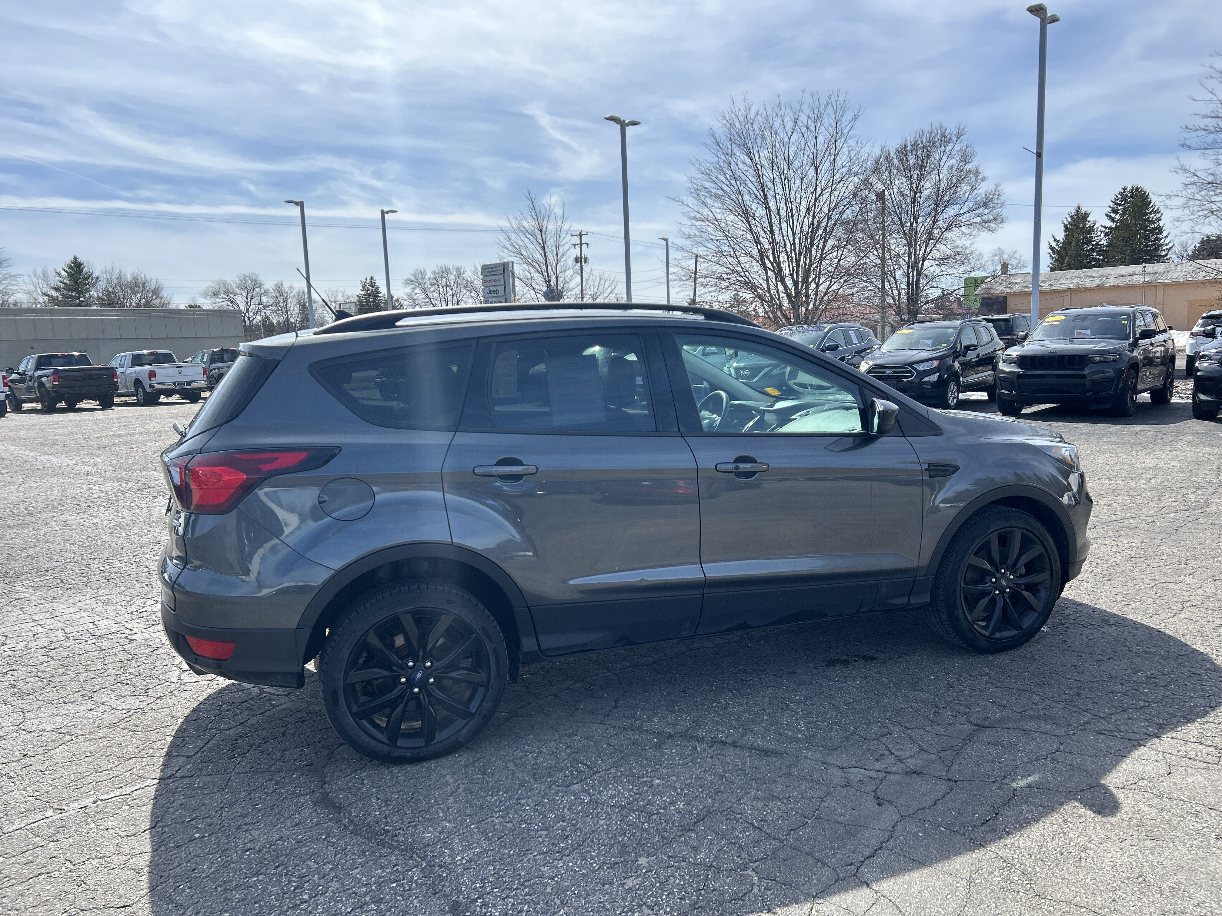 2019 Ford Escape SE