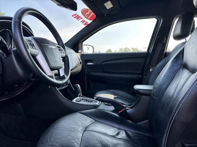 2013 Chrysler 200 Limited