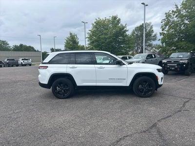 2023 Jeep Grand Cherokee Altitude