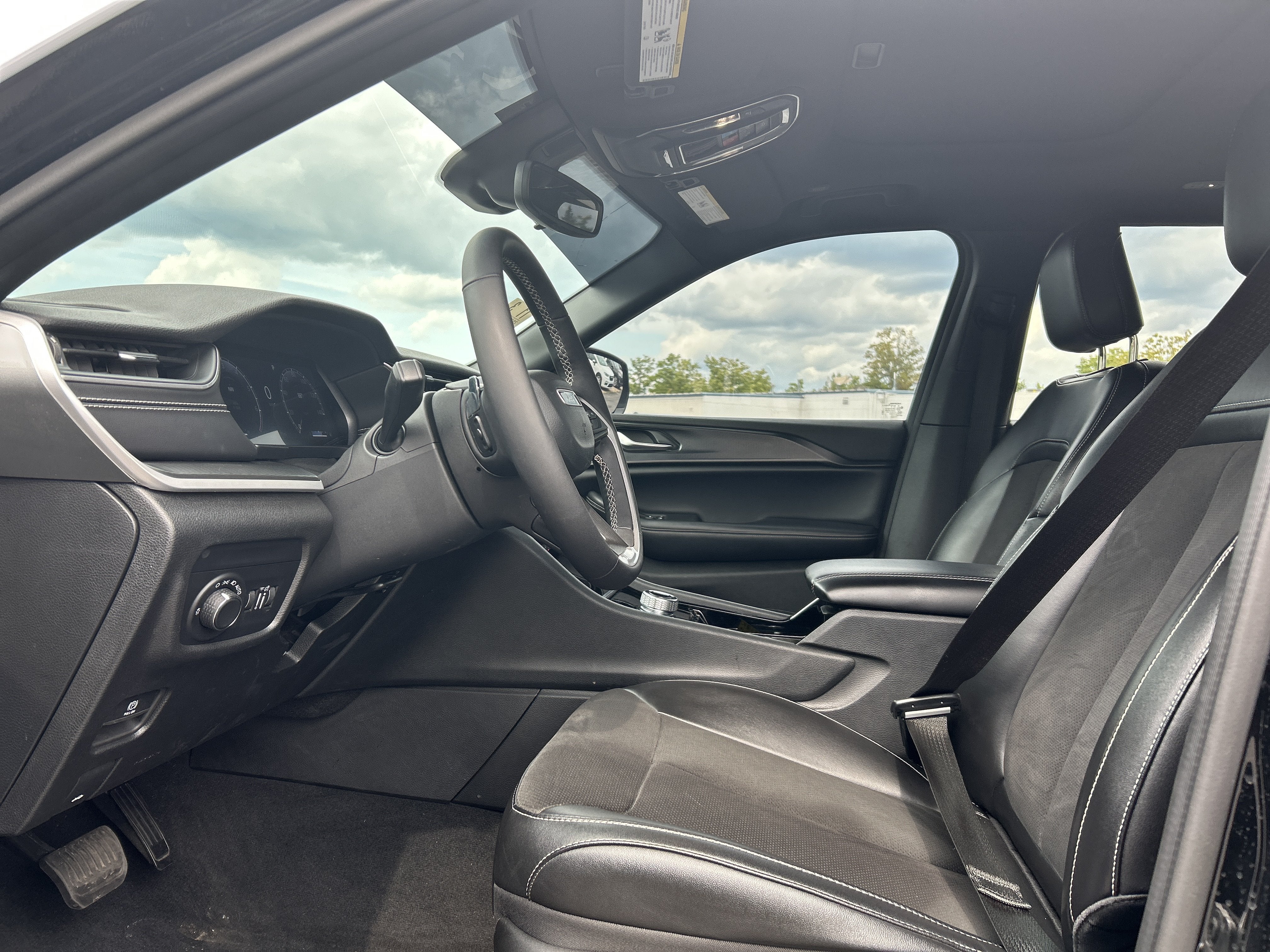 2023 Jeep Grand Cherokee L Altitude