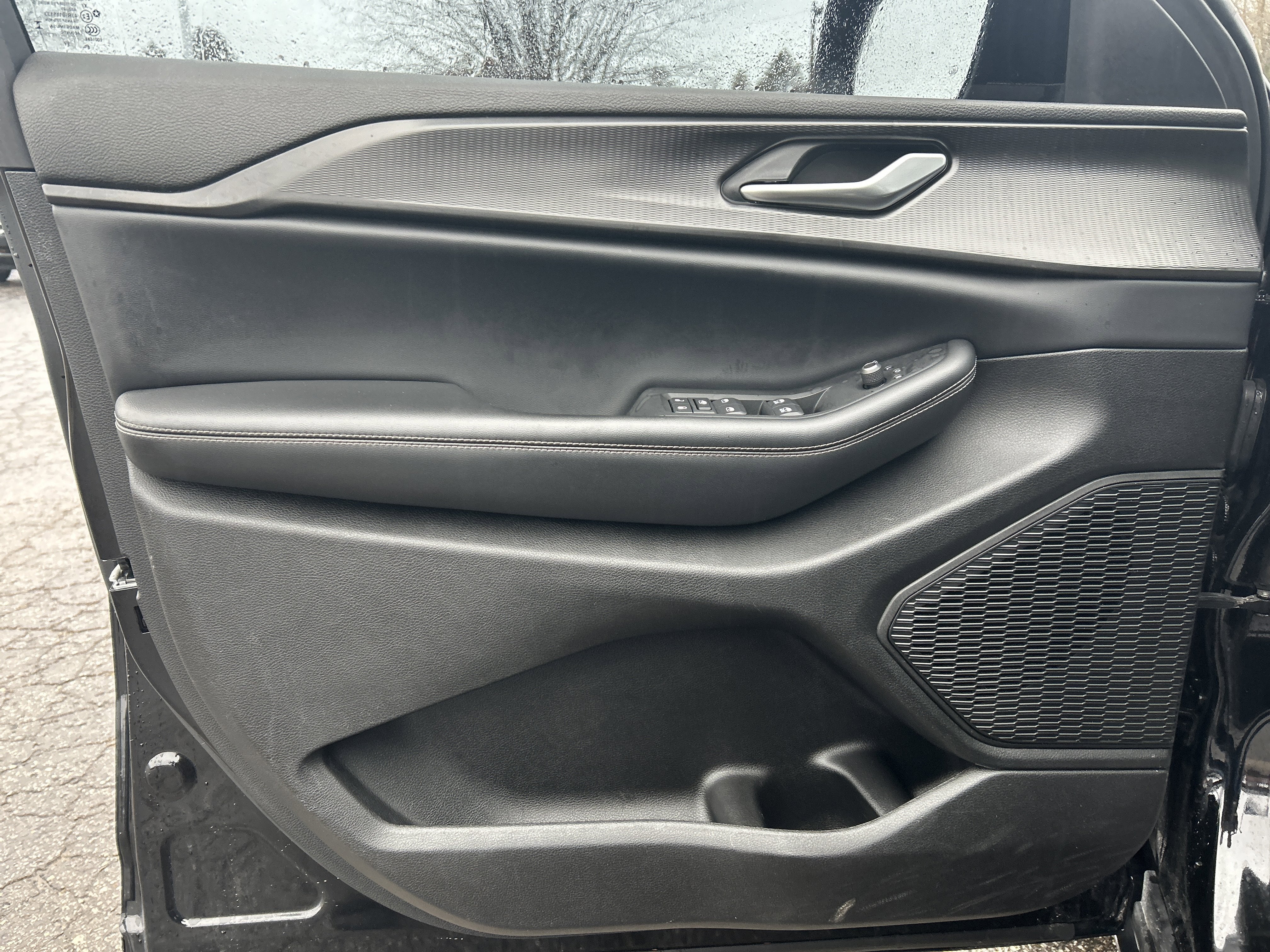 2023 Jeep Grand Cherokee L Laredo 4x4