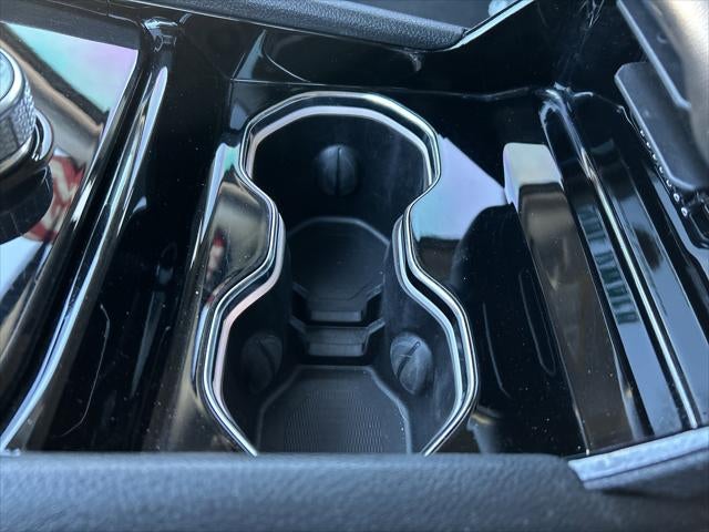 2023 Jeep Grand Cherokee L Laredo 4x4