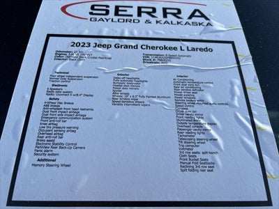 2023 Jeep Grand Cherokee L Laredo 4x4
