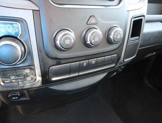 2017 RAM 1500 ST
