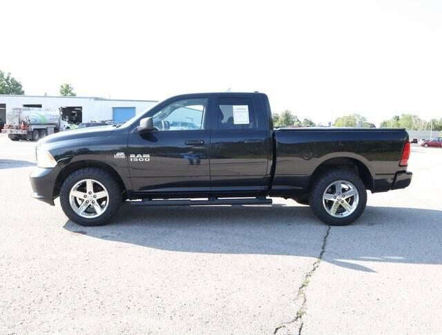 2017 RAM 1500 ST