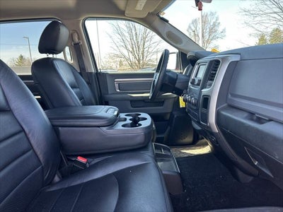 2019 RAM 1500 Classic SLT Crew Cab 4x4 6'4' Box
