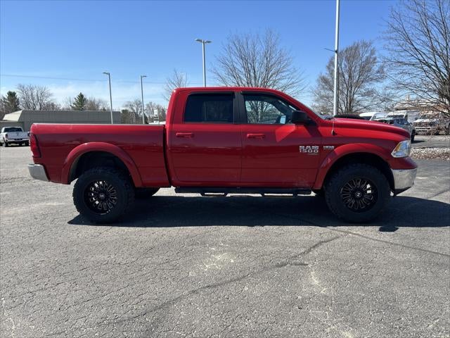 2019 RAM 1500 Classic SLT Crew Cab 4x4 6'4' Box