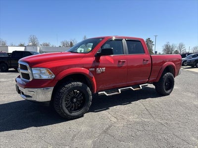 2019 RAM 1500 Classic SLT Crew Cab 4x4 6'4' Box