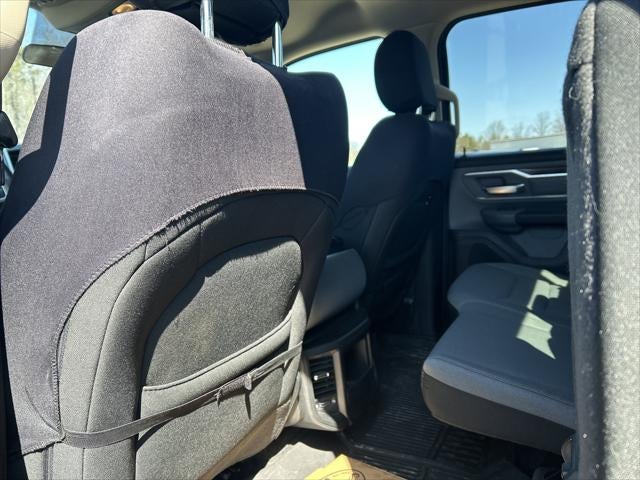 2020 RAM 1500 Big Horn Quad Cab 4x4 6'4' Box