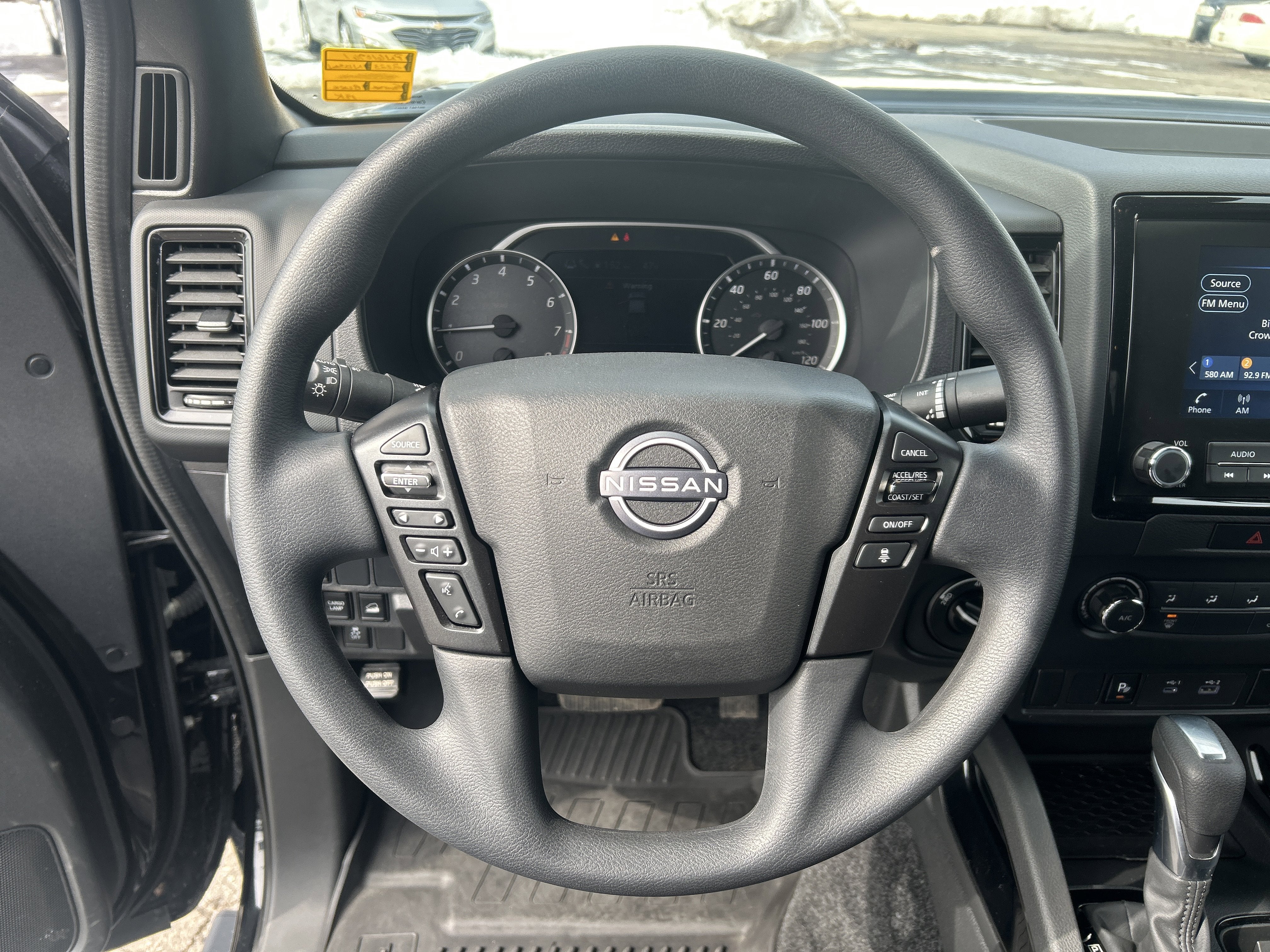 2023 Nissan Frontier SV