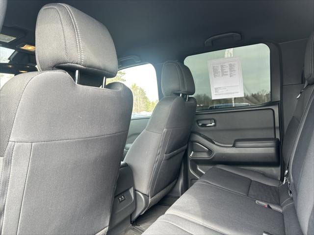 2023 Nissan Frontier Crew Cab SV 4x4