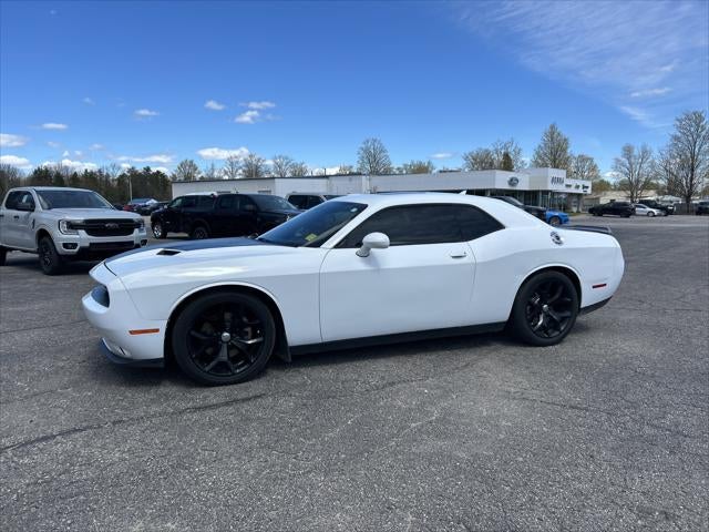 2015 Dodge Challenger SXT Plus