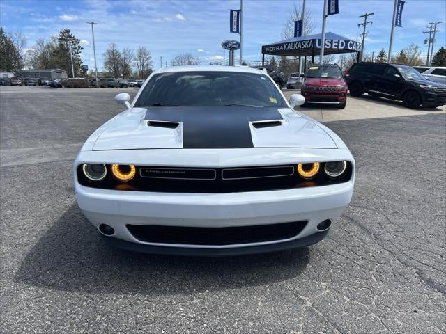 2015 Dodge Challenger SXT Plus