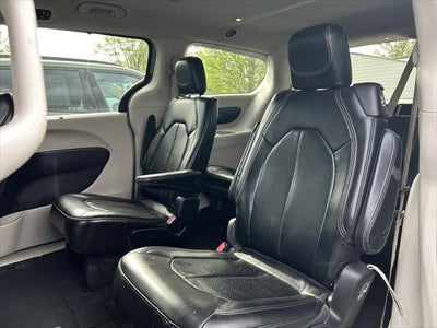 2021 Chrysler Voyager LXI