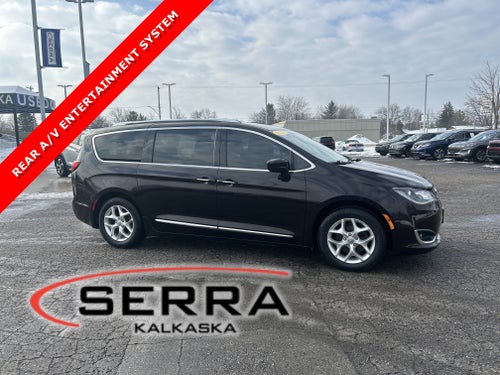 2018 Chrysler Pacifica Touring L Plus