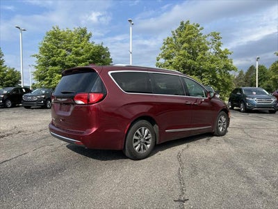 2019 Chrysler Pacifica Touring L Plus