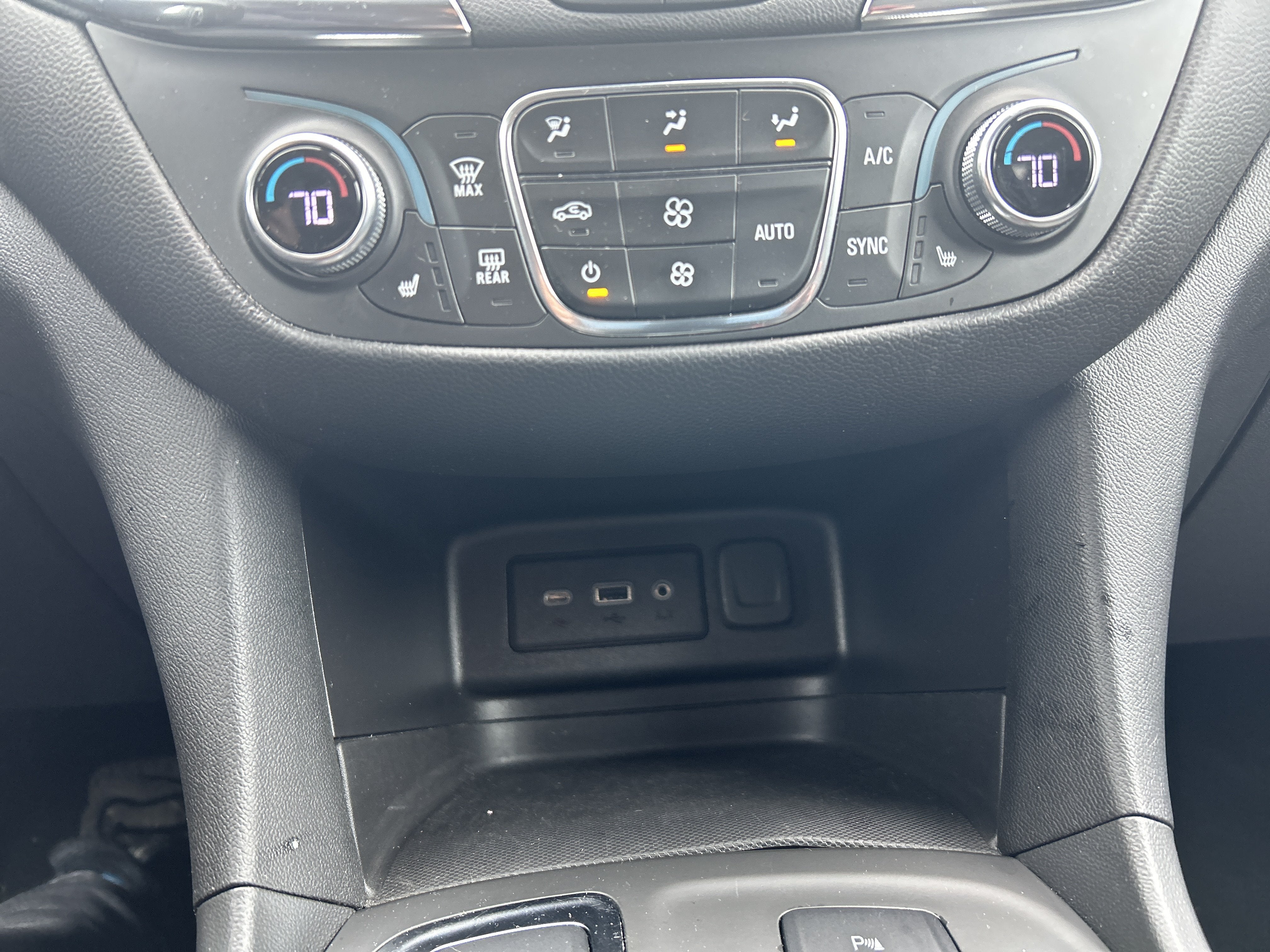 2022 Chevrolet Equinox AWD LT
