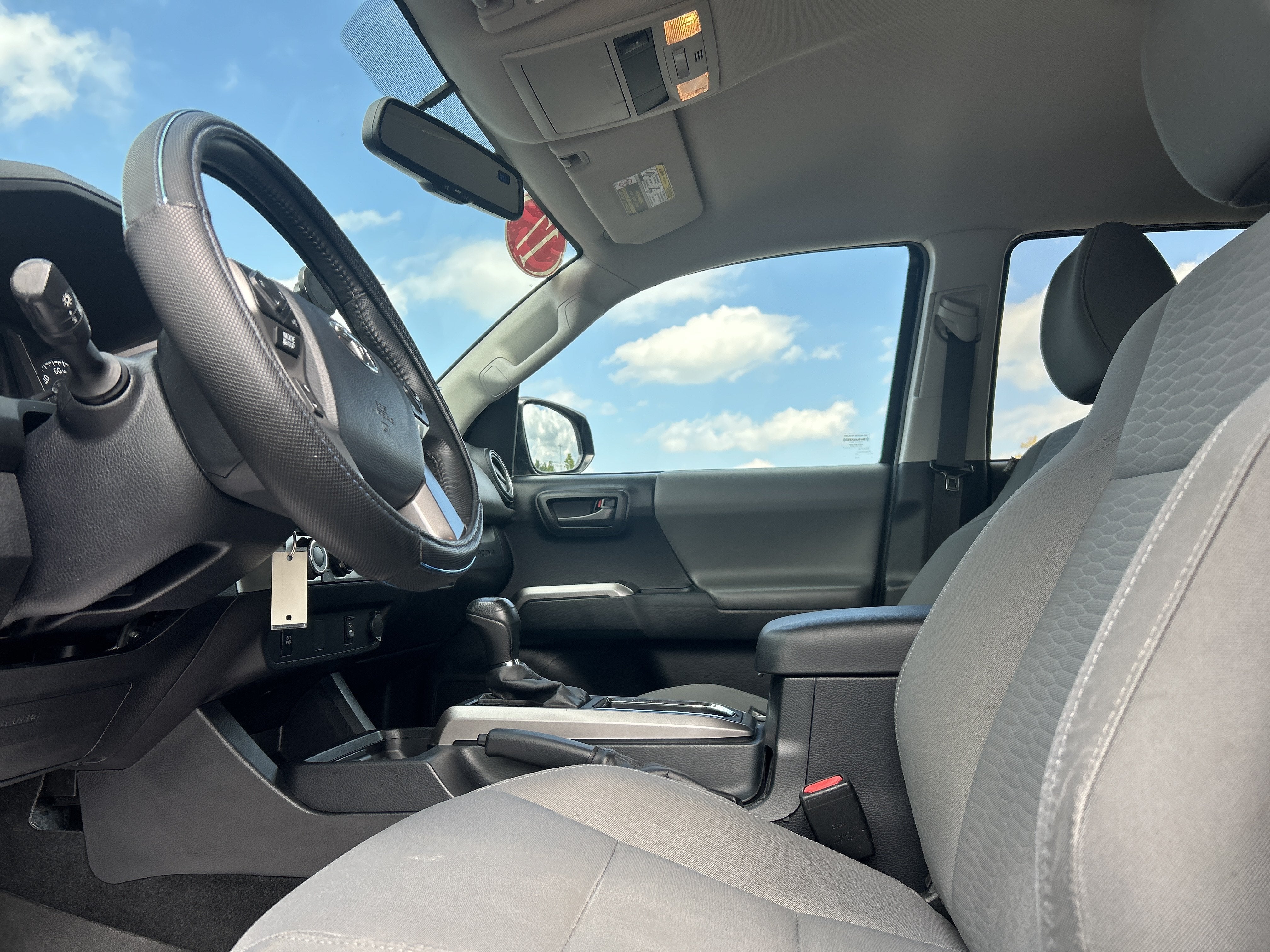 2017 Toyota Tacoma SR5 V6