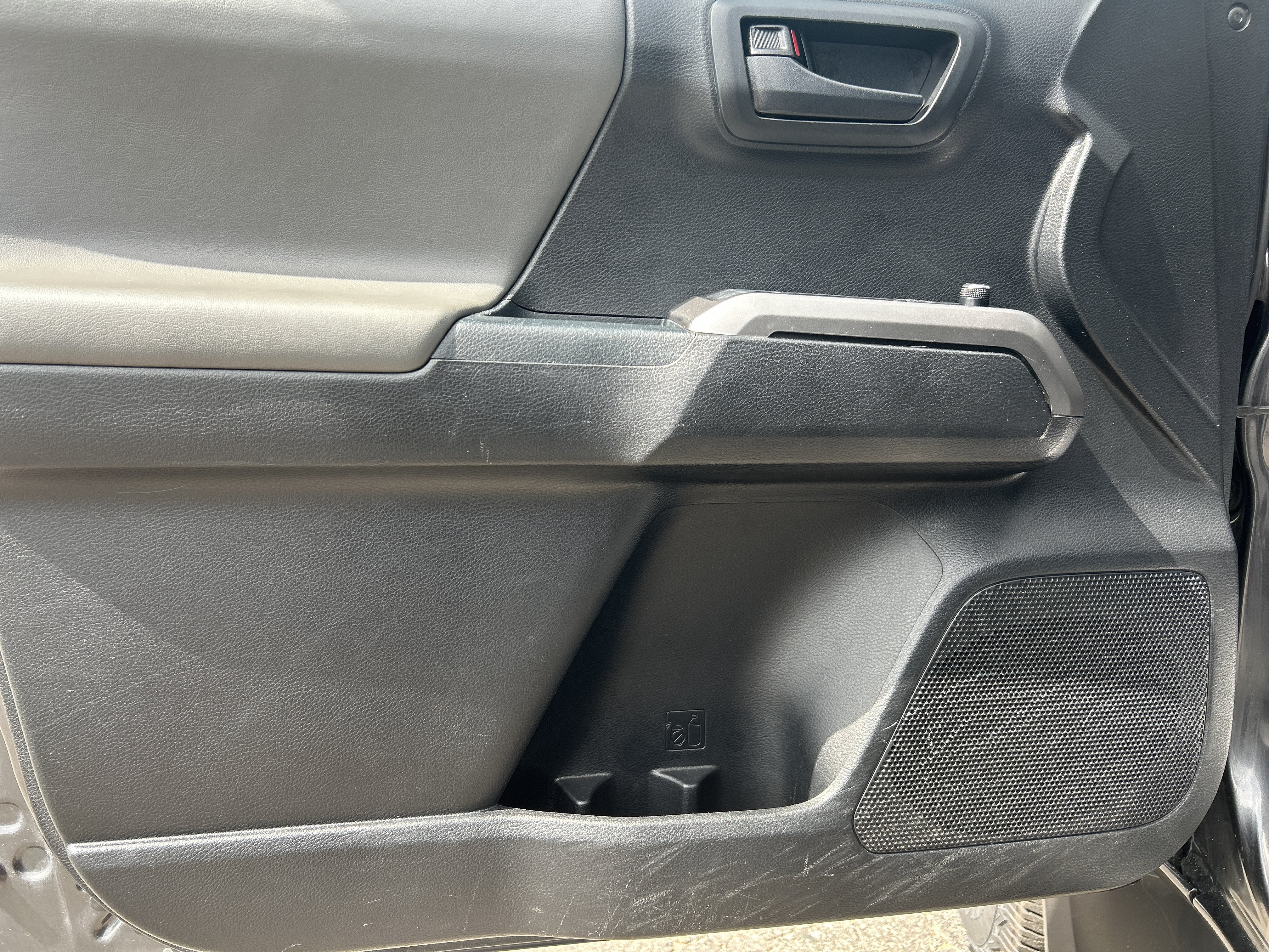 2017 Toyota Tacoma SR5 V6