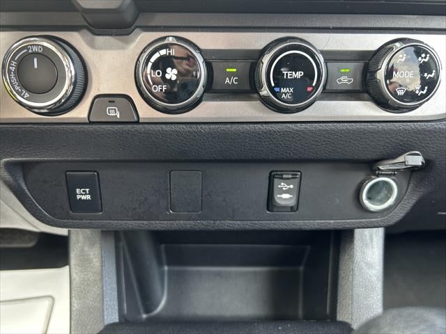 2017 Toyota Tacoma SR5 V6