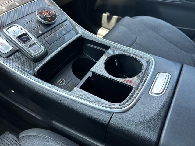 2022 Hyundai Santa Fe Essential AWD